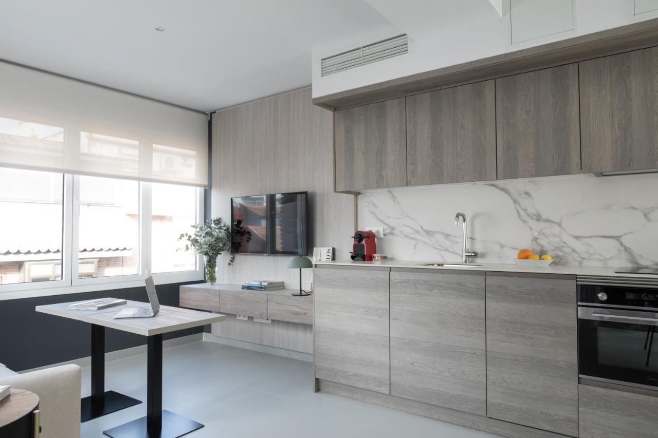 Apartamentos Las Torres Мадрид Екстер'єр фото